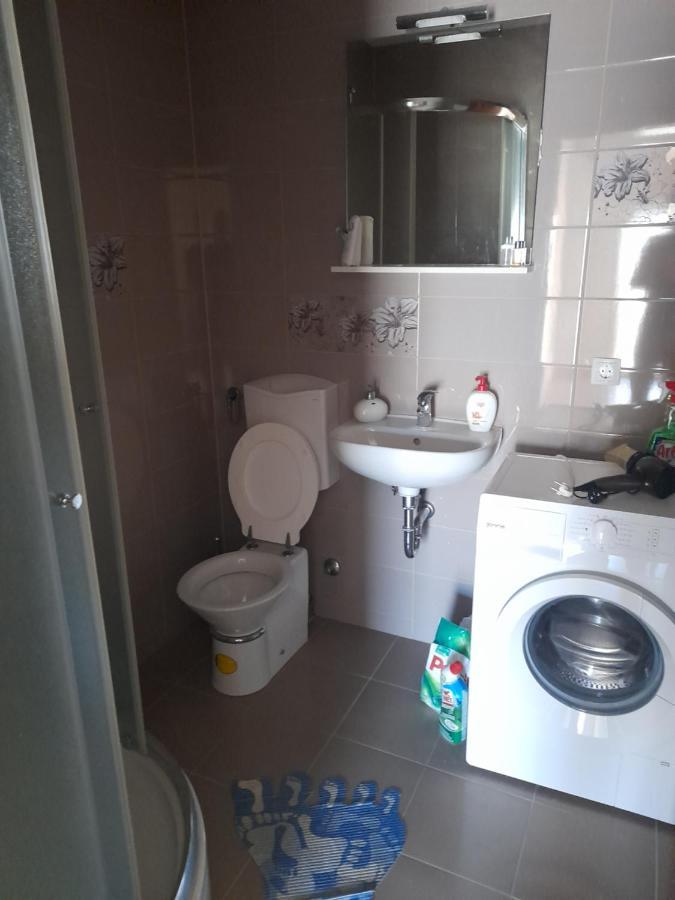 Apartman Zoran ลิฟโน ภายนอก รูปภาพ
