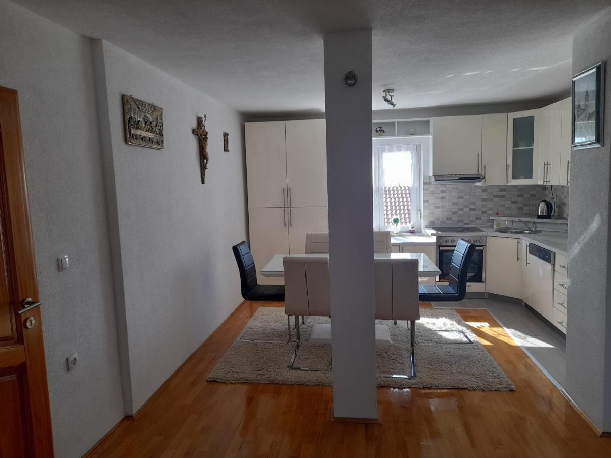 Apartman Zoran ลิฟโน ภายนอก รูปภาพ